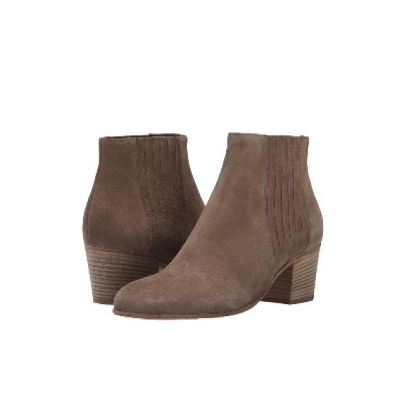 Brand new Vince Haider Gored Suede Ankle Boot, Flint - Picture 4 of 8